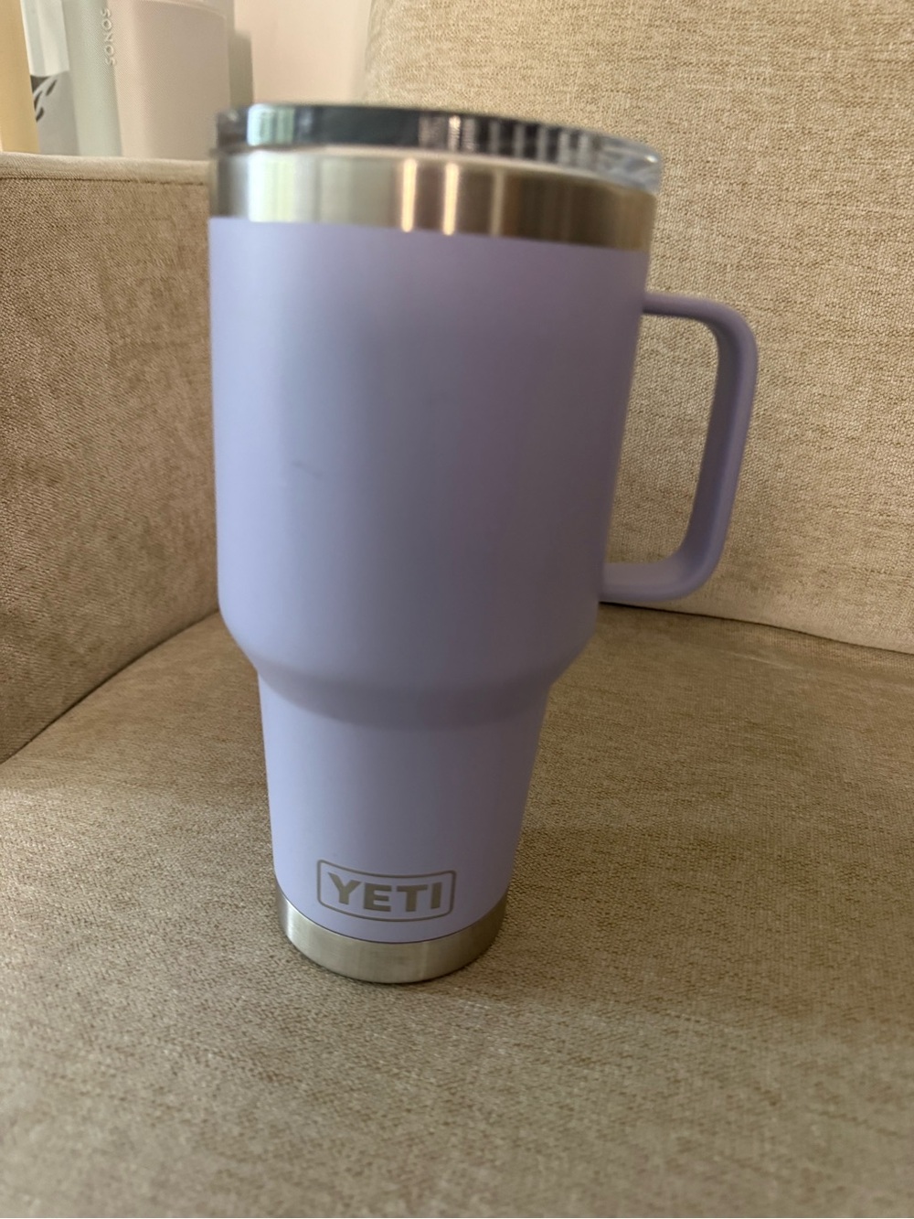 YETI Lavender Travel Mug with Handle and Clear Lid 30 oz